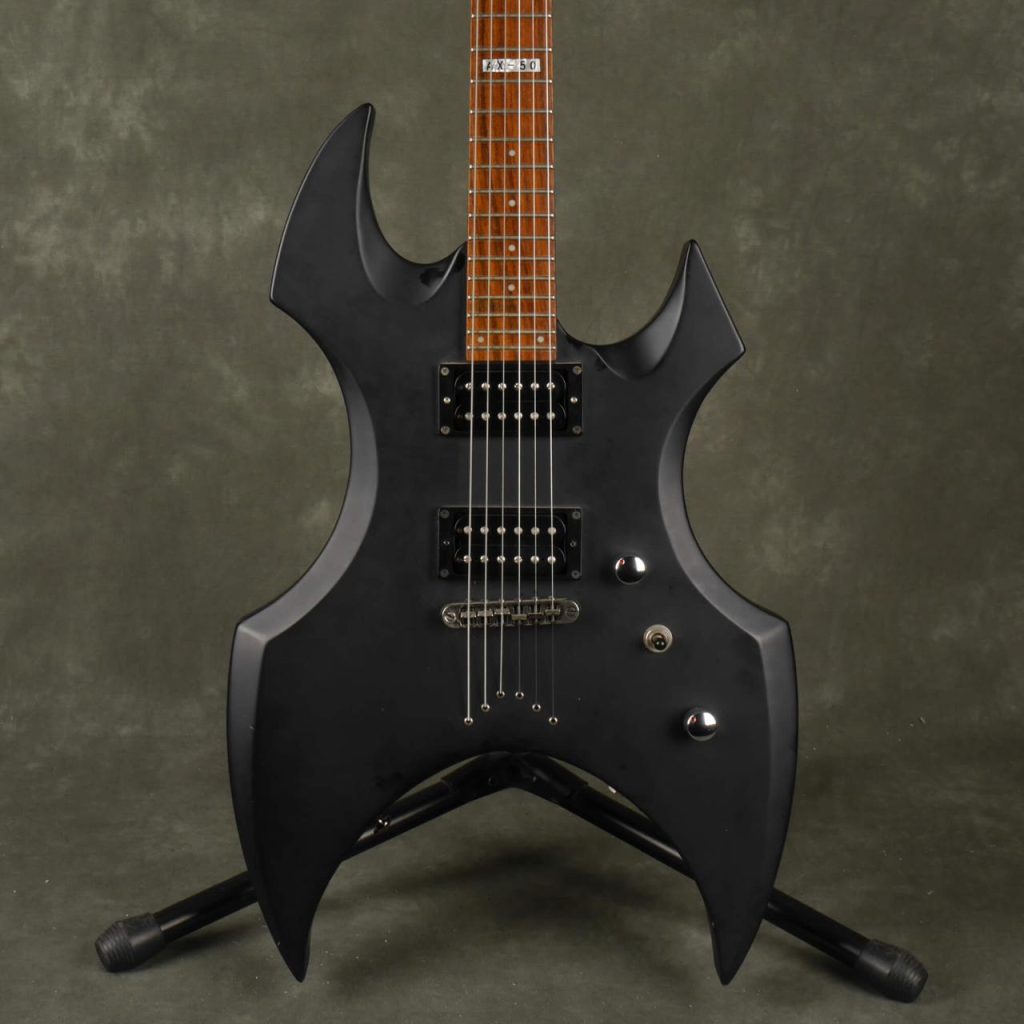 The Electric Guitar: From Innovation to Icon
